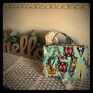 VERA BRADLEY hanging toiletry organizer